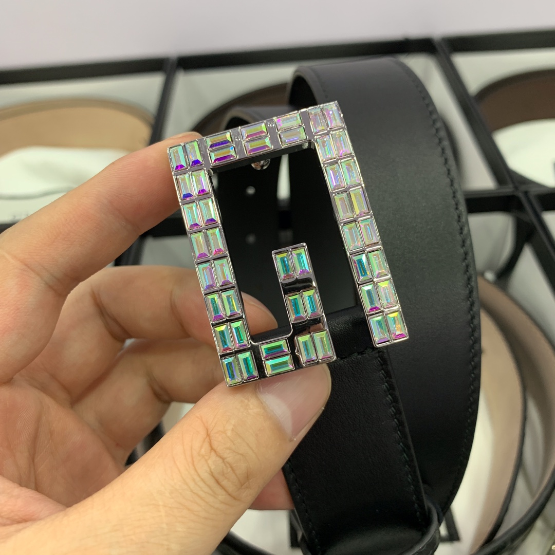 GUCCI imported calfskin with rectangular G