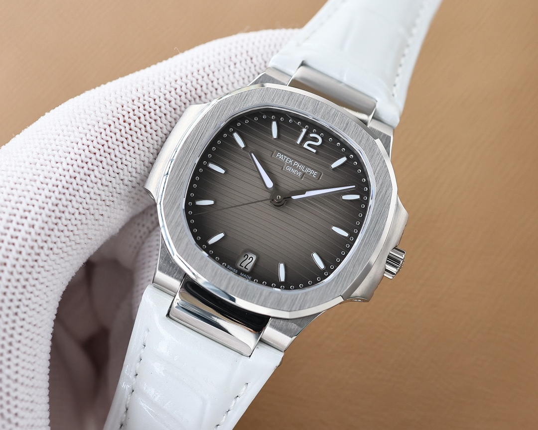 Patek Philippe Sporty Elegance Nautilus Ladies Watch