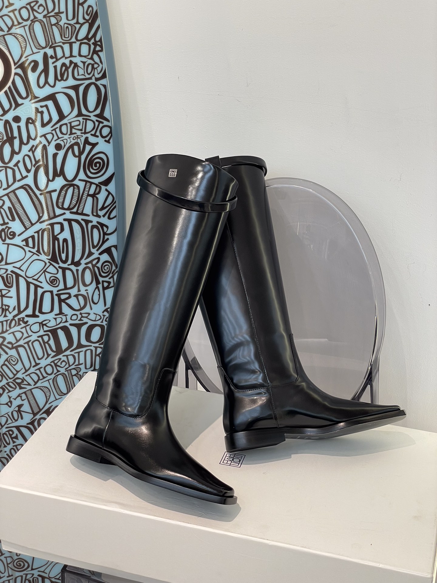 Toteme | 𝟐𝟎𝟐𝟏/𝐒𝐒 𝐧𝐞𝐰 niche designer Brand Toteme horse boots Original imported Italian A grade leather outsole