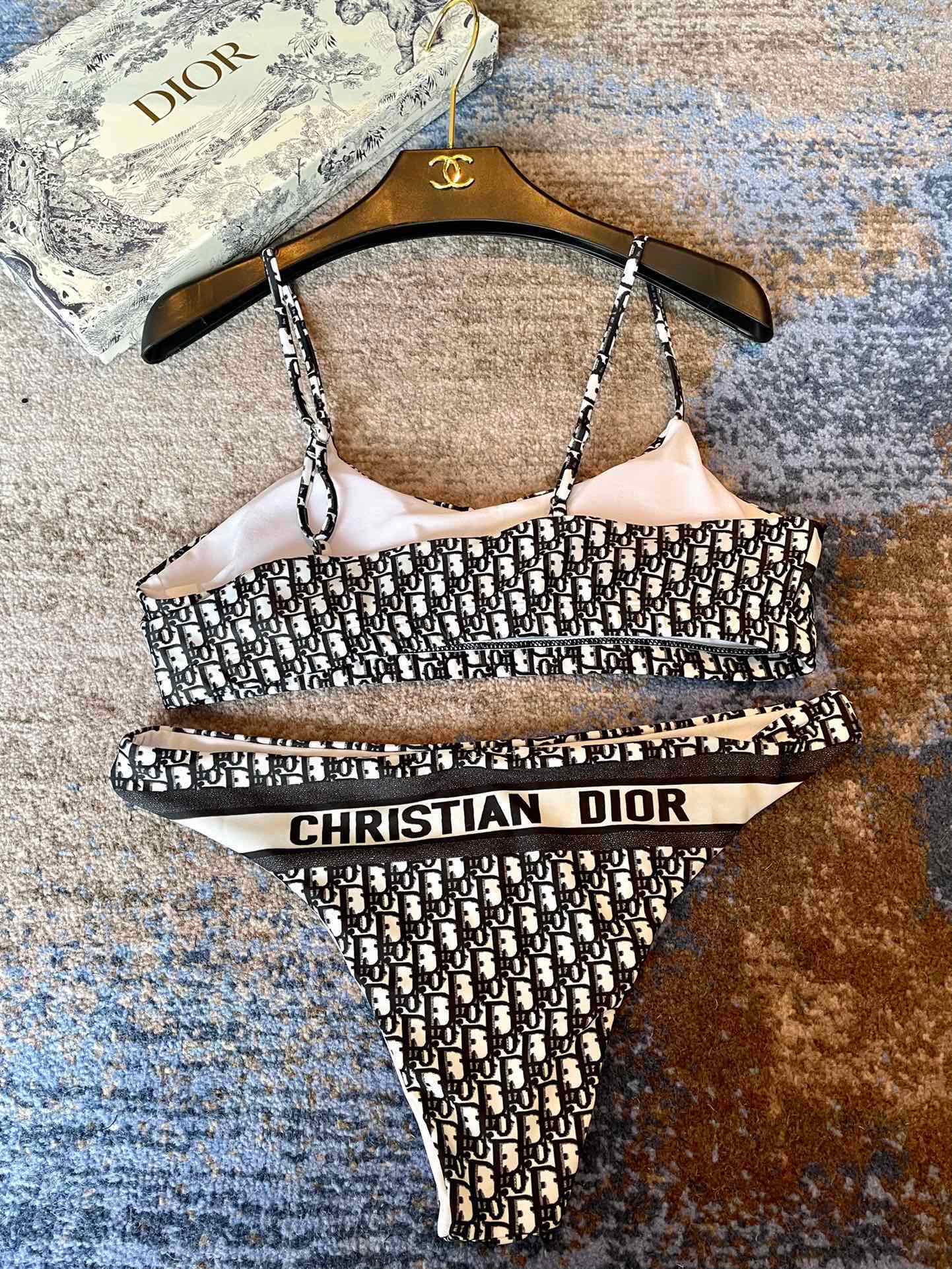 Dior new split swimsuit