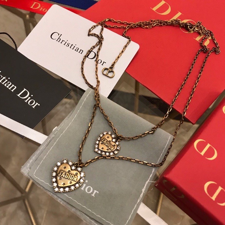 Dior necklace