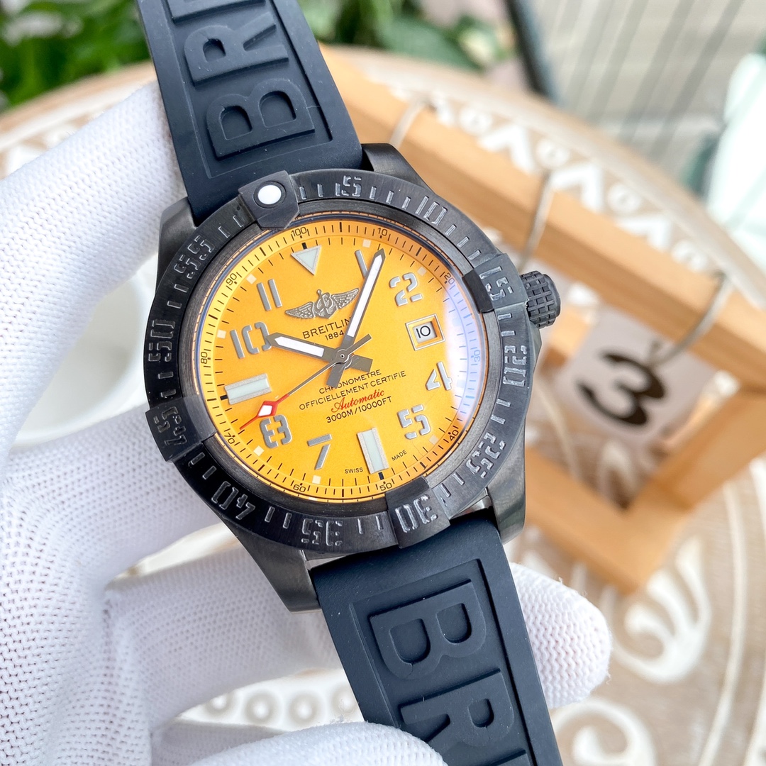 Breitling - Avenger Automatic Mechanical Arch Bridge Reinforced Glass