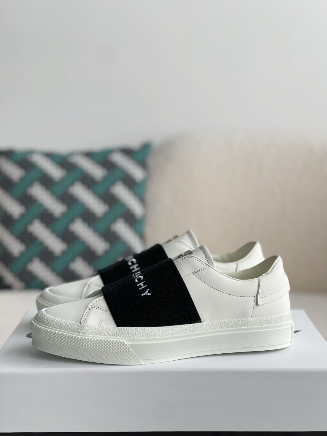 Givenchy Urban Street Sneakers