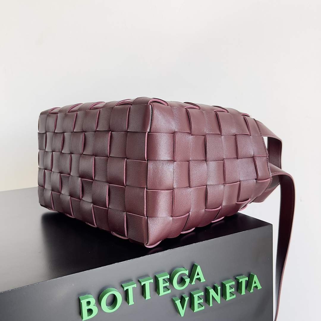 Bottega Veneta Bowling Bag Burgundy #80837