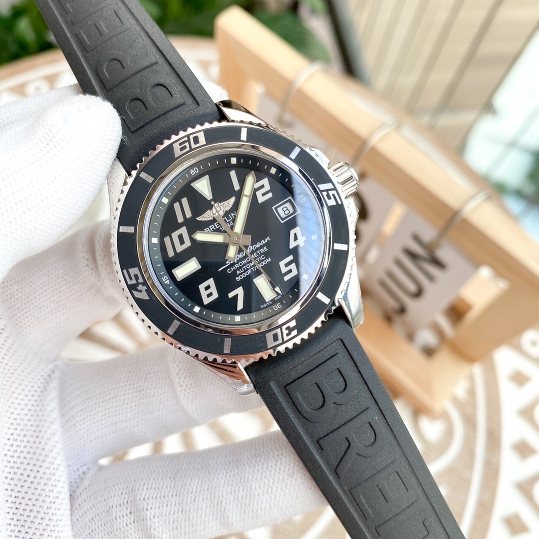 Breitling - Breitling A1736402 Superocean 316L stainless steel polished case