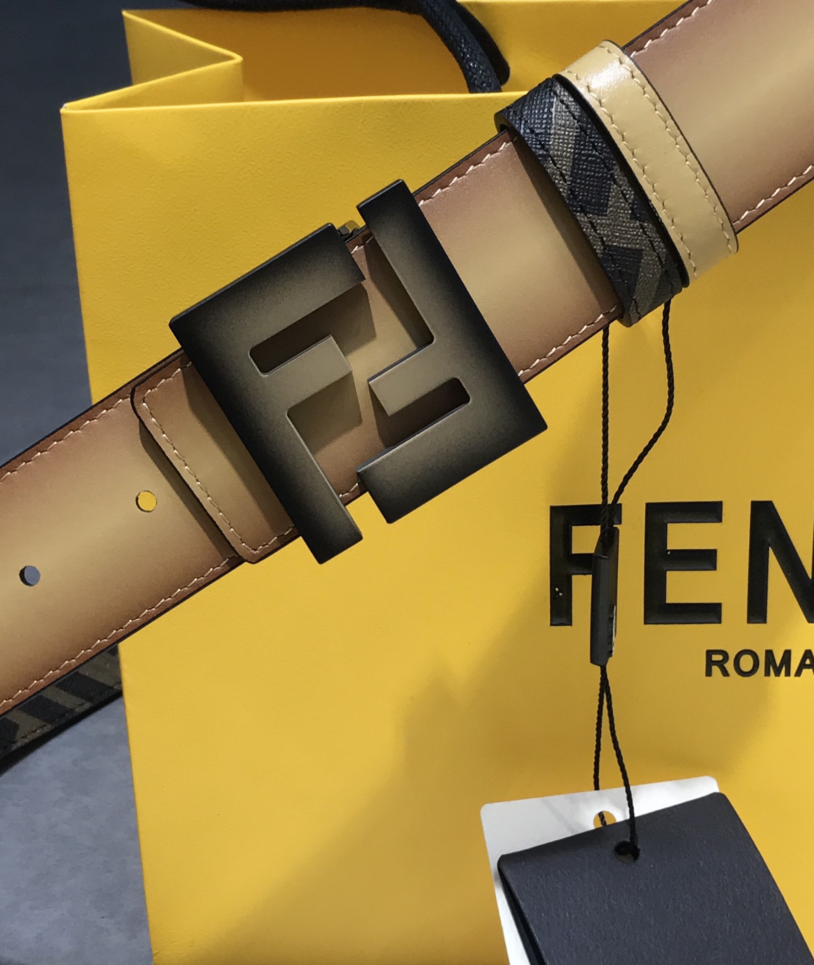 FENDI original rivet buckle