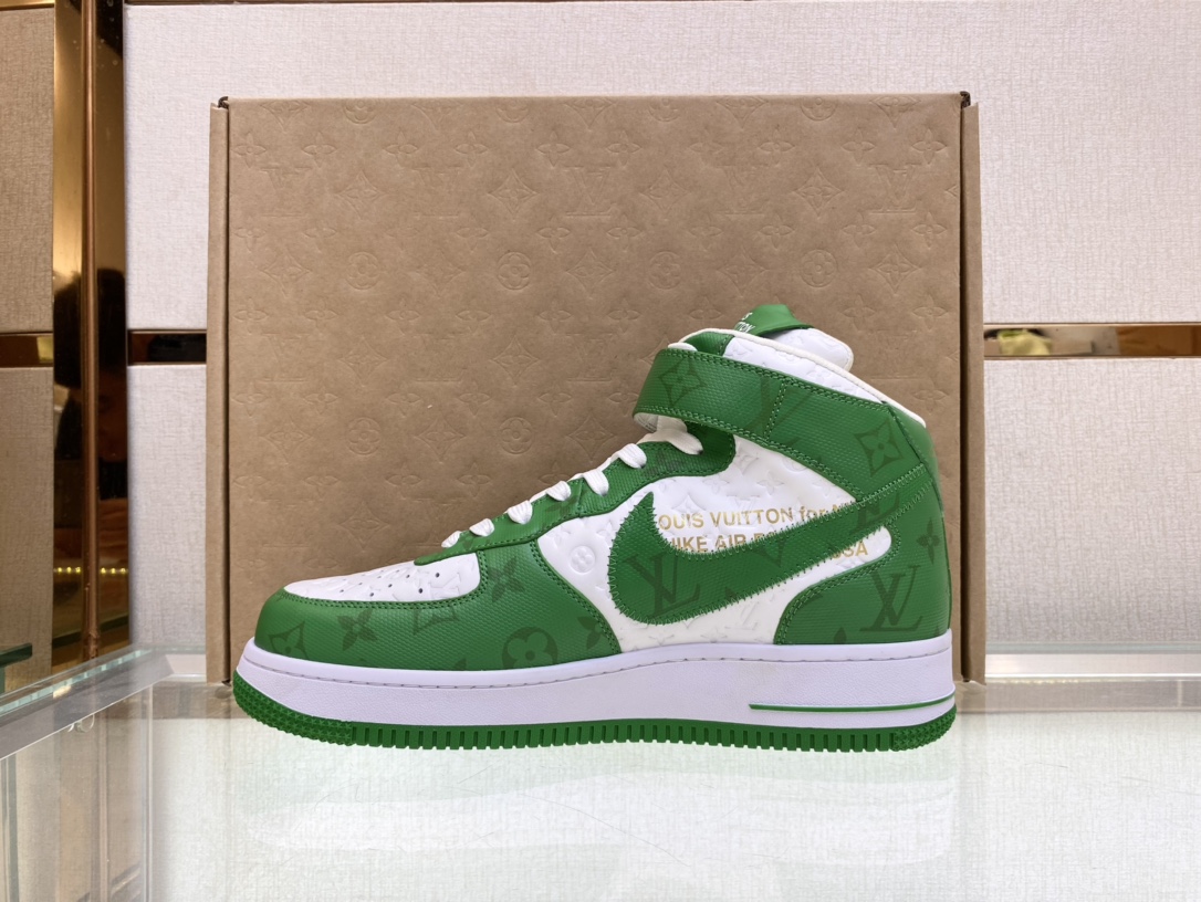 Louis Vuitton Nike Joint 🆕 Men's Abbesses High Top Sneakers