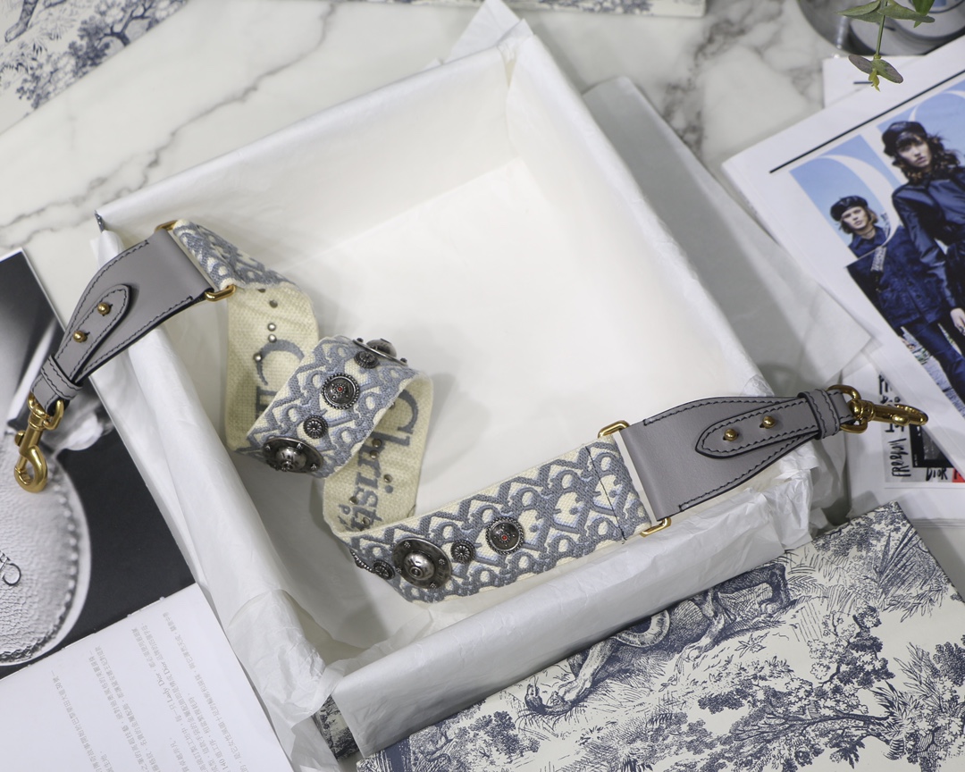 Dior personalized shoulder straps Imported custom solid brass fittings