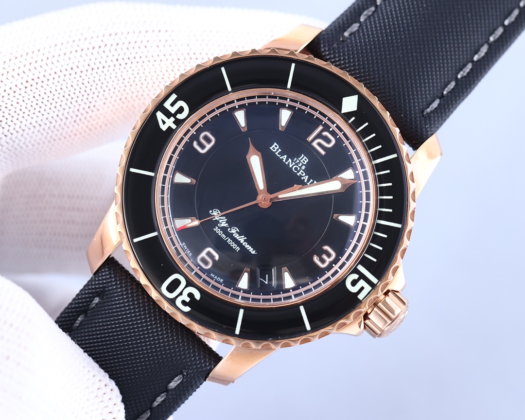 Blancpain - Fifty Quest Ultra-thin case with CNC engraved coin outer line process