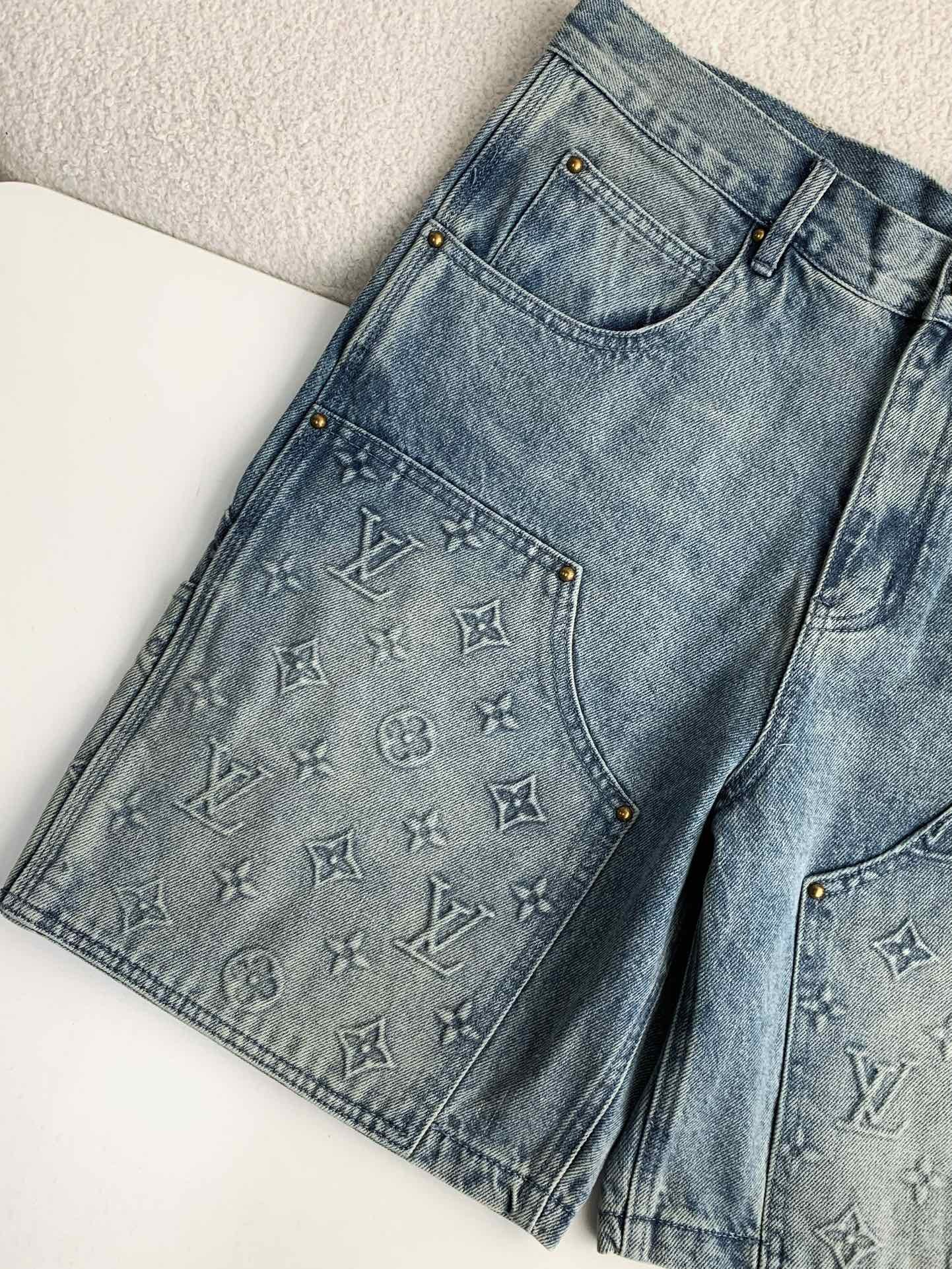 LOUIS VUITTON Jean shorts