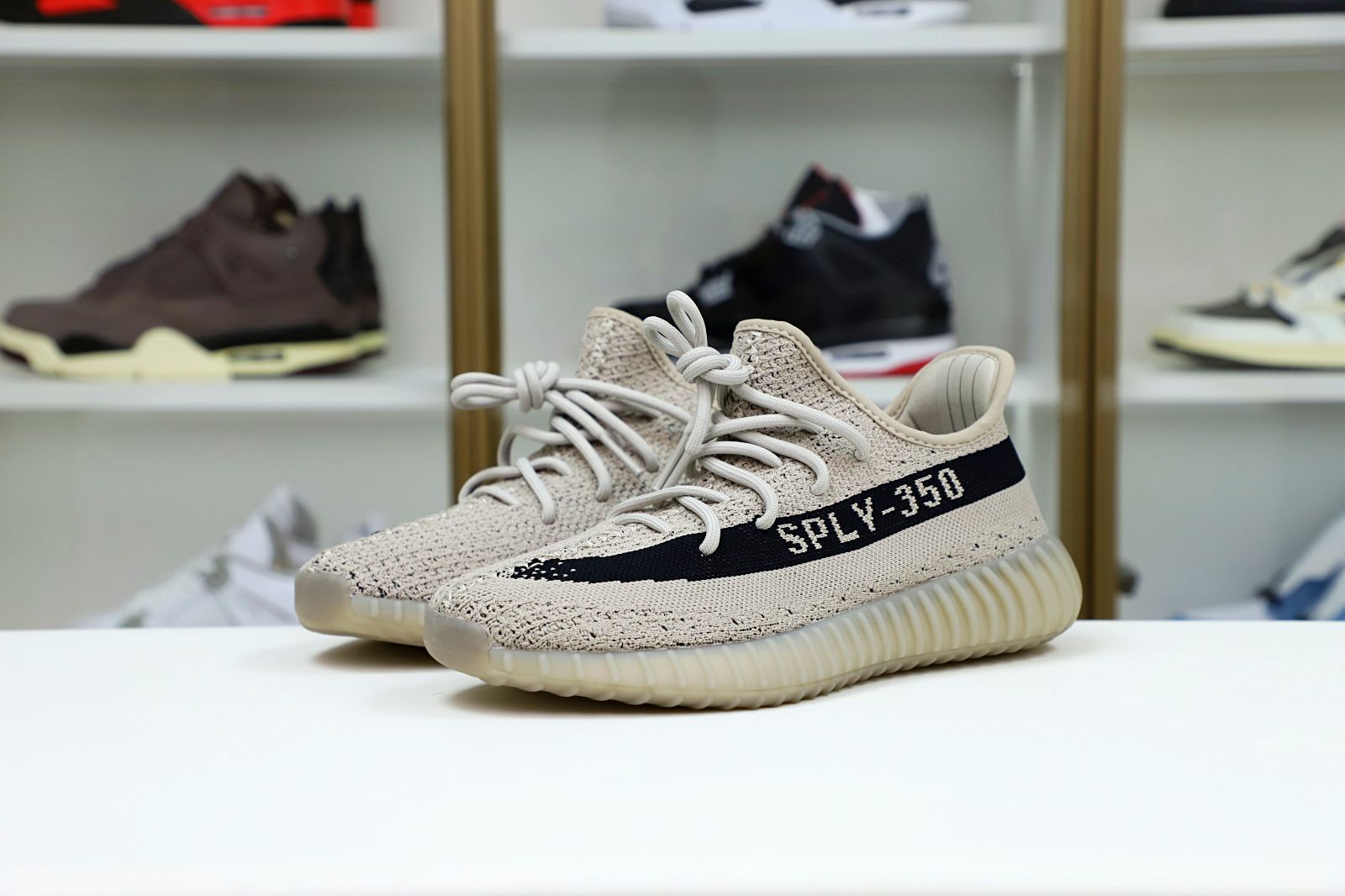 Yeezy boost 350 v2 slate