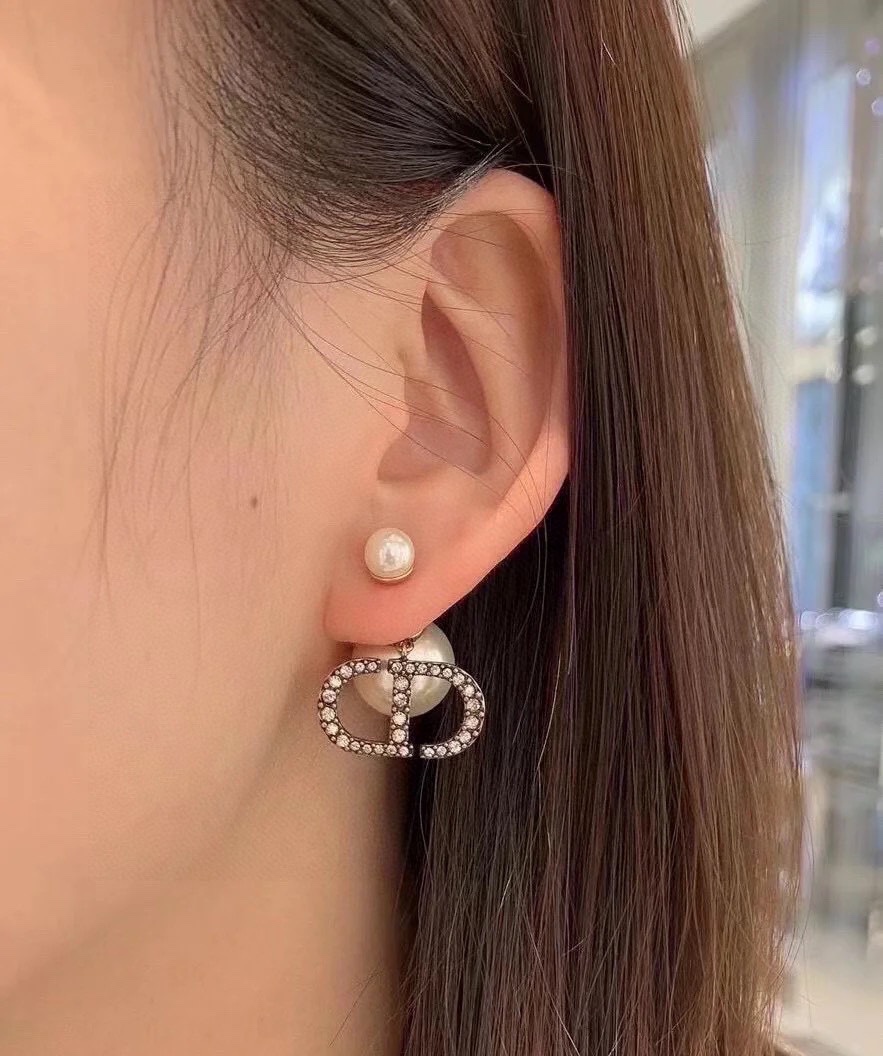 Dior Pearl Stud Earrings