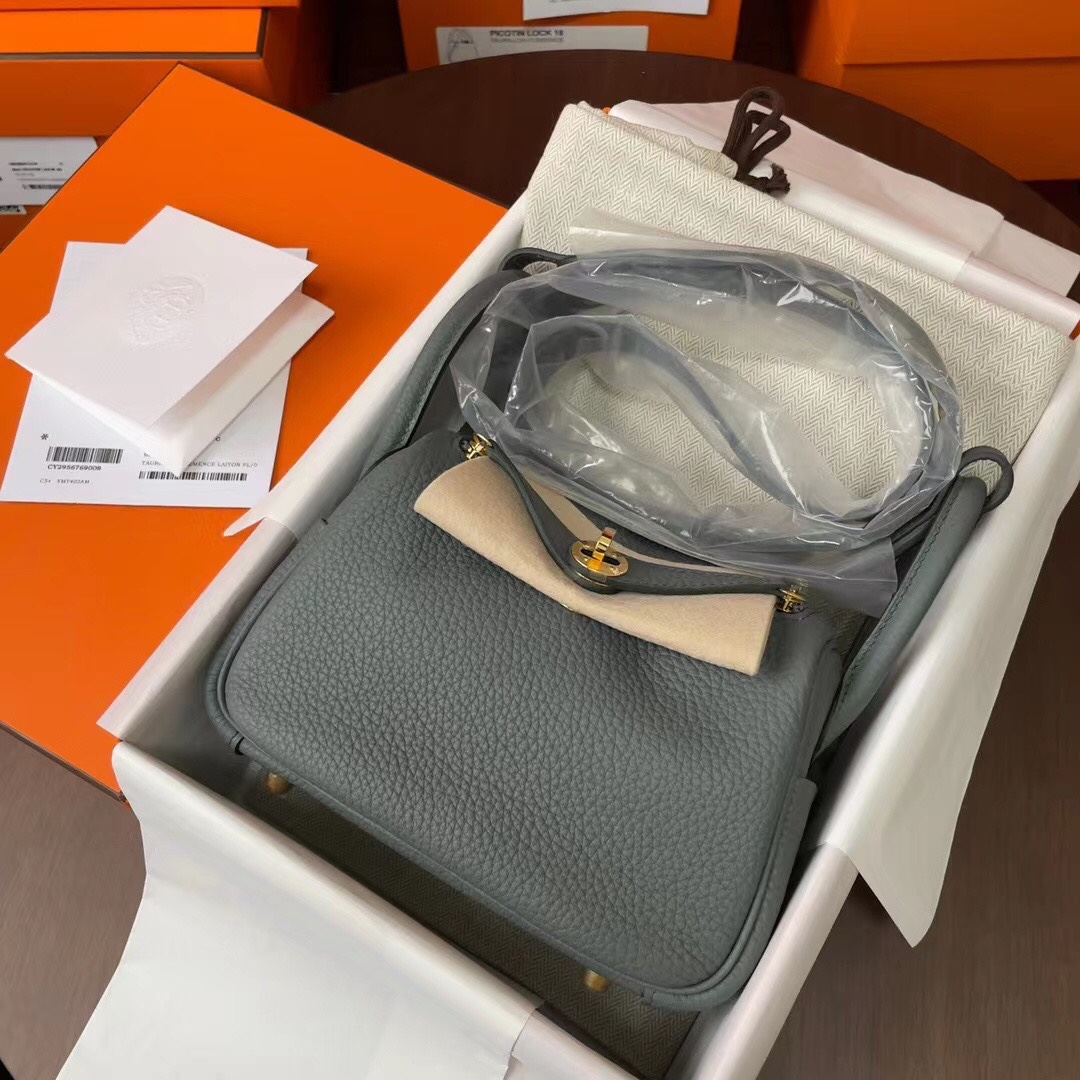 mini Lindy tc leather almond green gold buckle