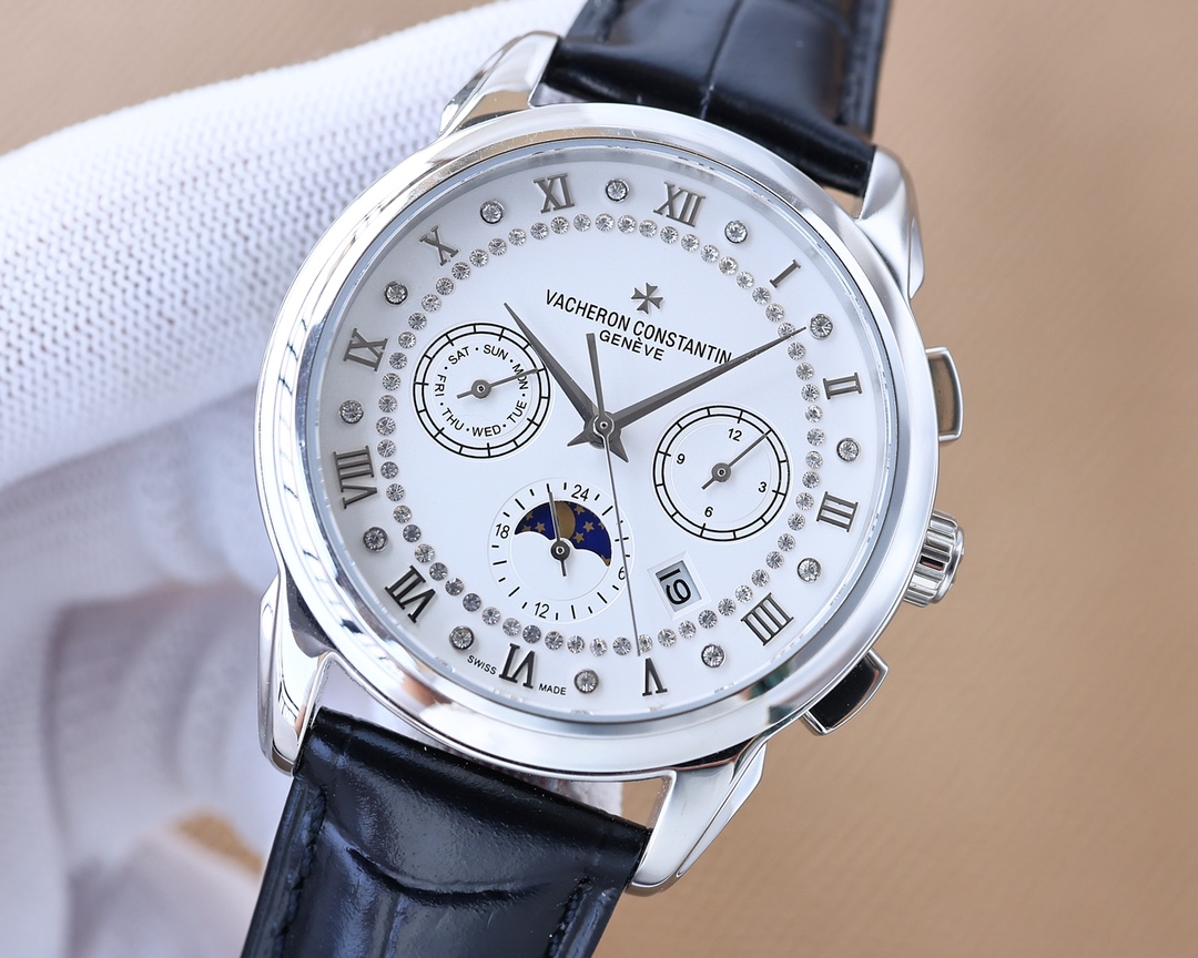 Blancpain - This functional watch comes from the classic Blancpain collection