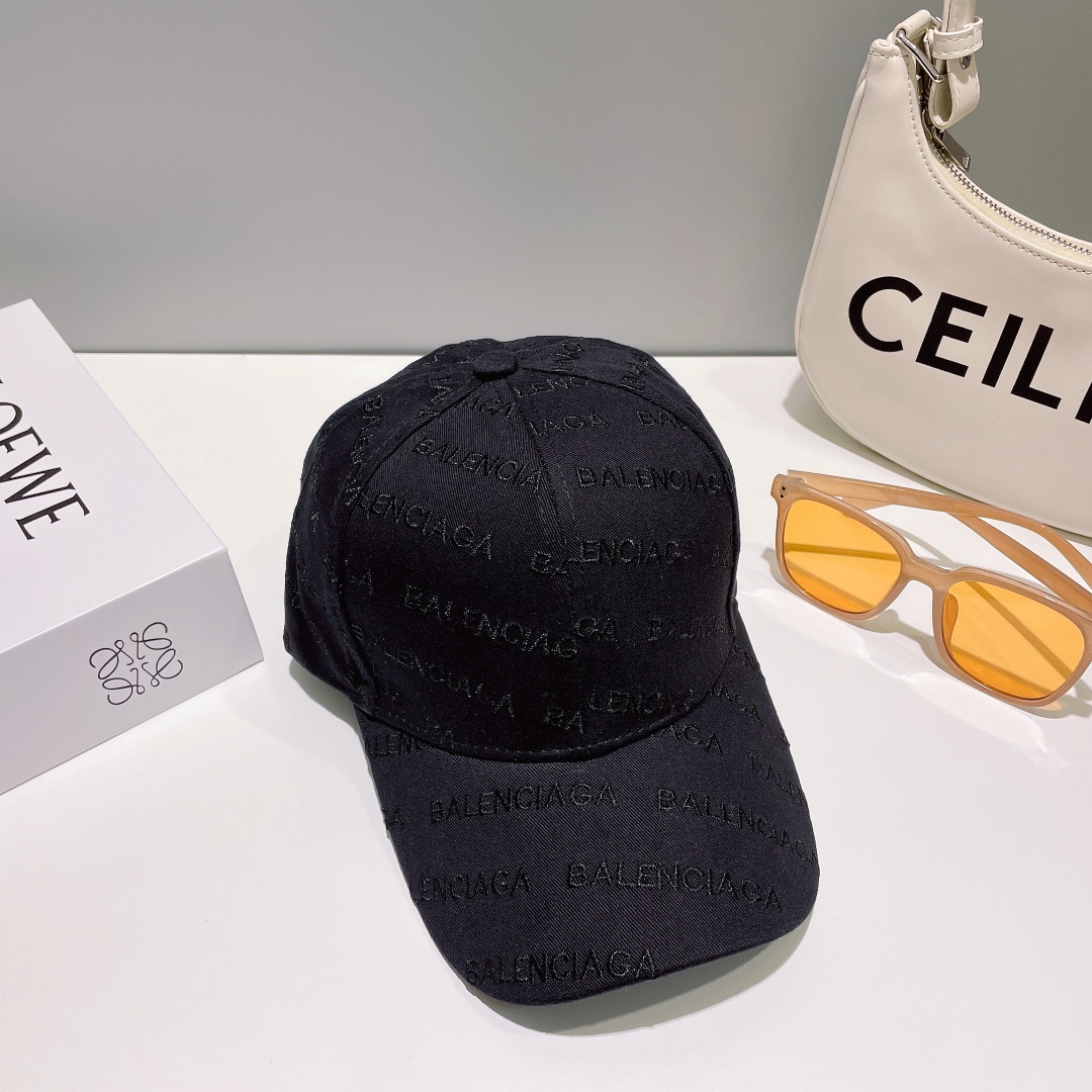 Balenciaga baseball cap