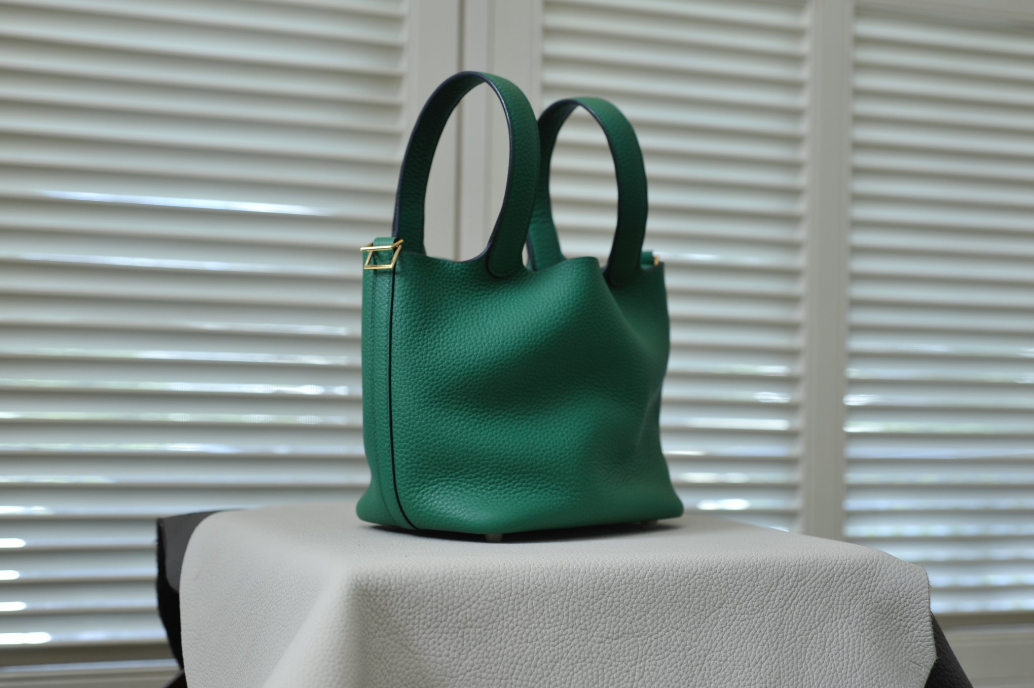 picotin18 imperial green gold buckle TC leather