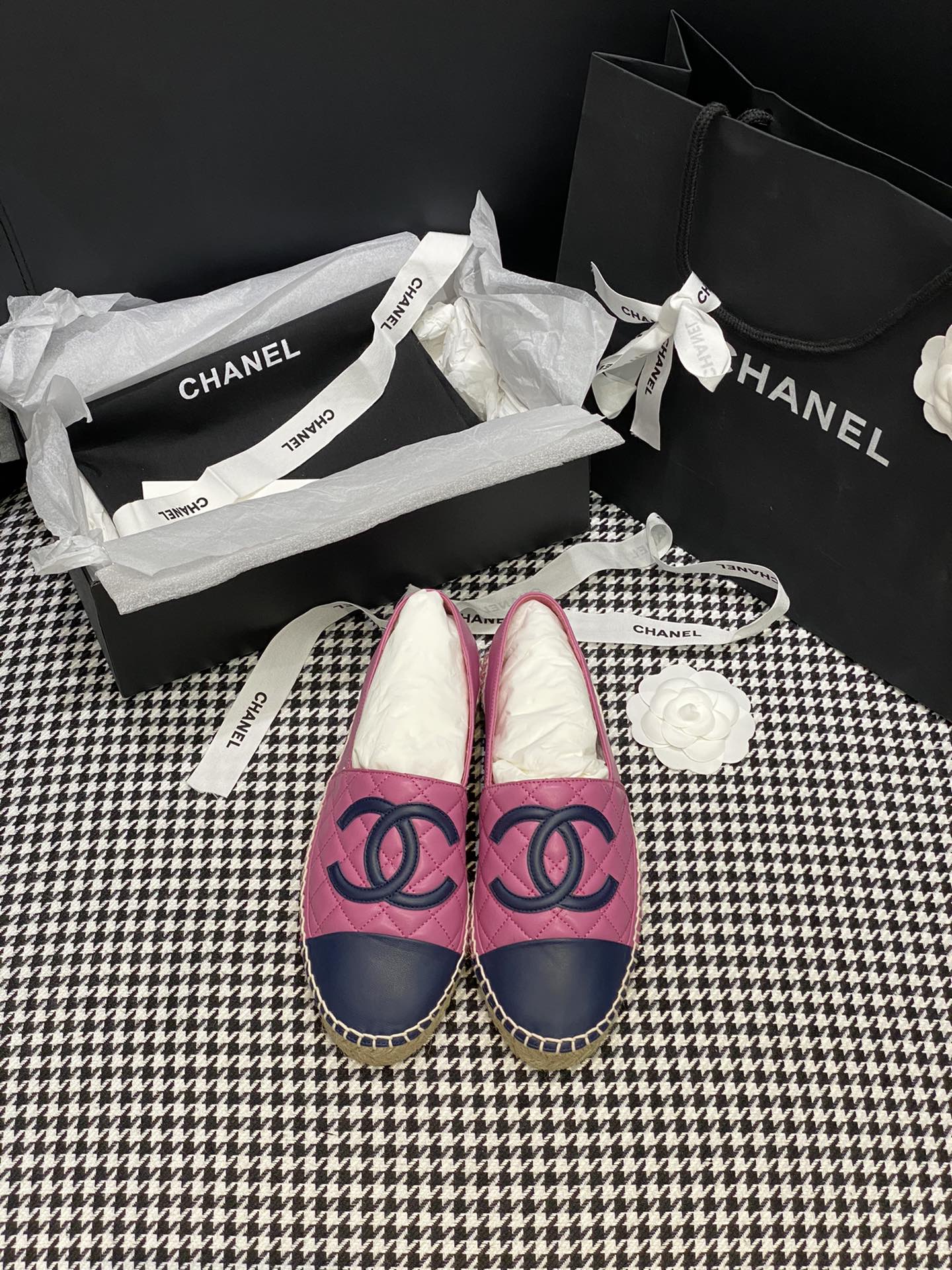 CHANEL fisherman shoes Chanel classic version of the original injection of rubber translucent rubber original color hemp sole