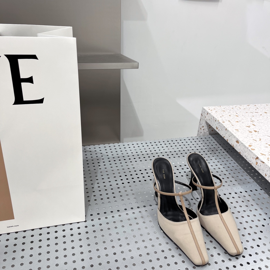 𝐓𝐇𝐄 𝐑𝐎𝐖｜𝟐𝟎𝟐𝟐/𝐒𝐒 𝐧𝐞𝐰 new model the row 2022/fw retro minimalist wrap toe heels