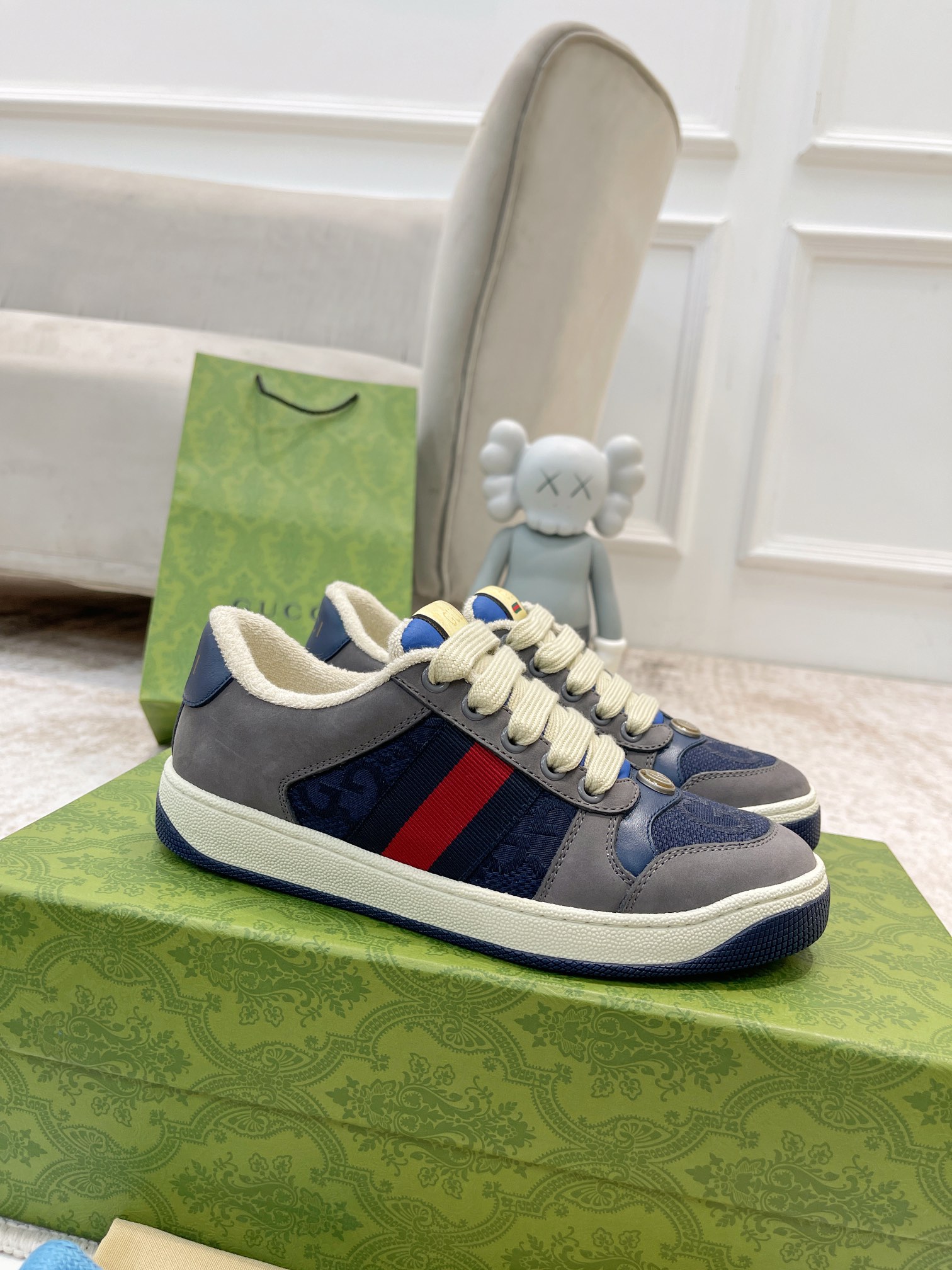 Gucci new upgraded small dirty shoes couple models