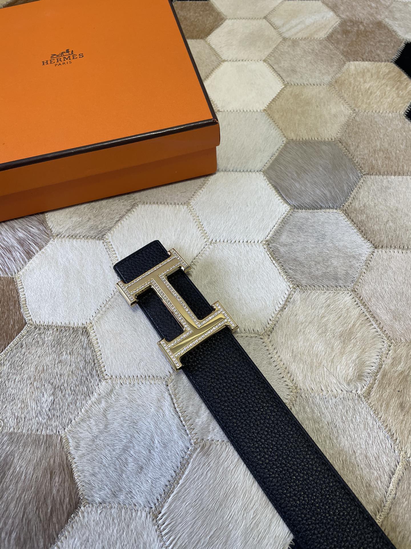 Hermes stainless steel double row diamond hanging buckle