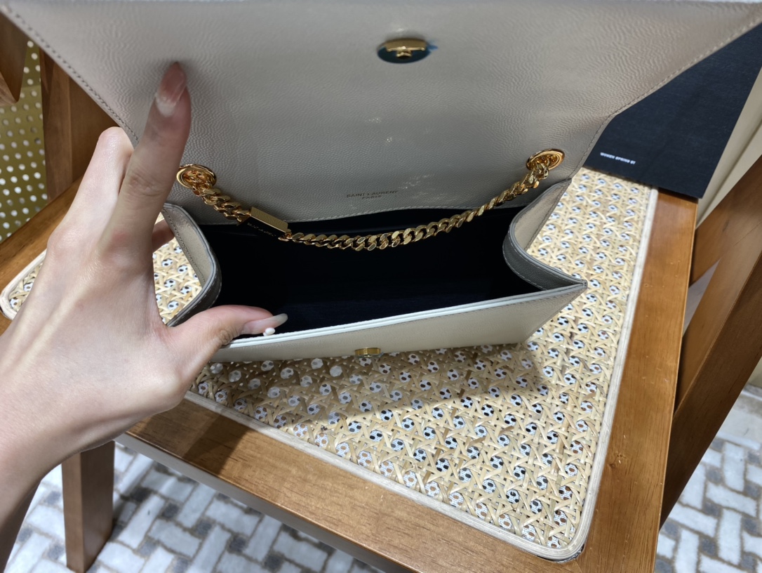 SAINT LAURENT #𝙆𝙖𝙩𝙚 20𝙘𝙢#474366Q