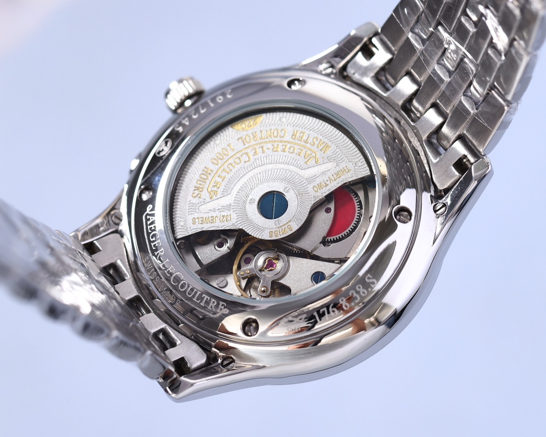 Jaeger-LeCoultre Master Ultra-thin Moonphase