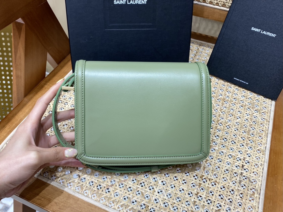SAINT LAURENT 𝑺𝑶𝑳𝑭𝑬𝑹𝑰𝑵𝑶 𝑩𝑶𝑿 🎐.「avocado green」#：634306