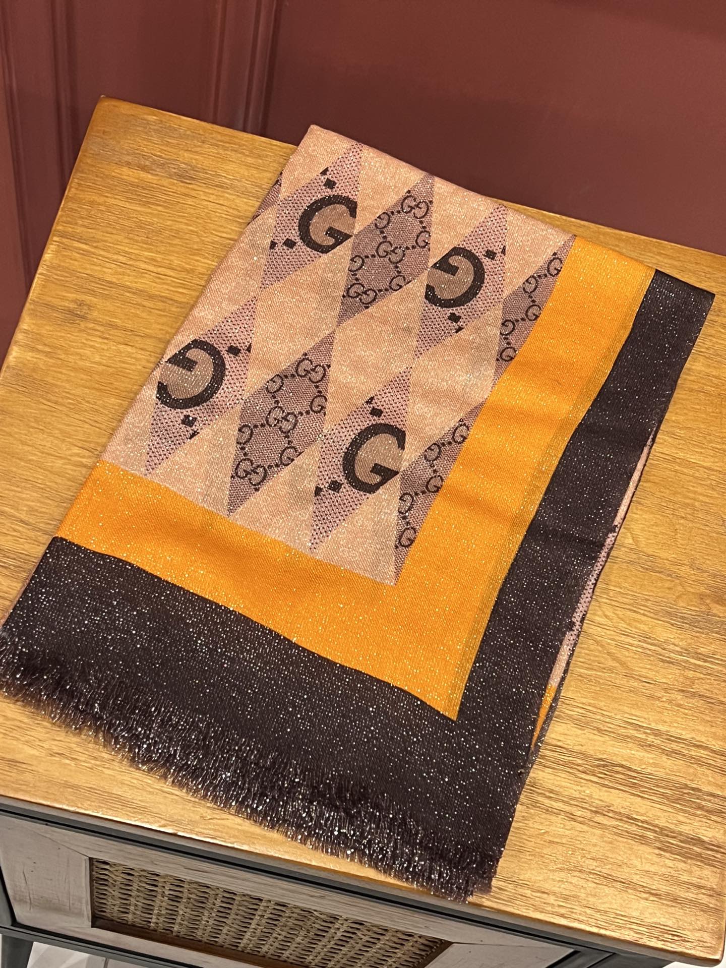 GUCCI Cashmere scarf