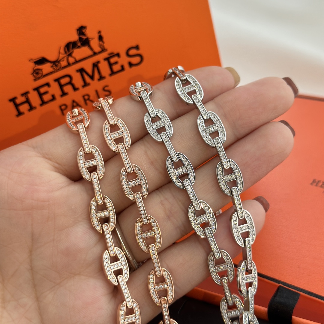 Hermes necklace