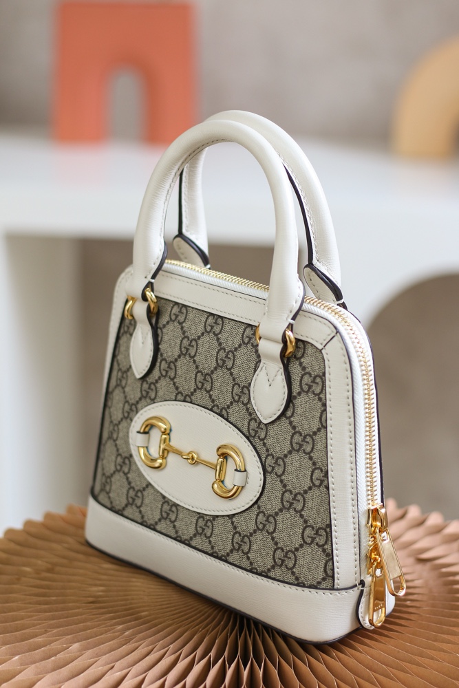 GUCCI 𝟭 𝟵 𝟱 𝟱 horsebit buckle series new member [𝐌𝐢𝐧𝐢 small shell] genuine leather #640716