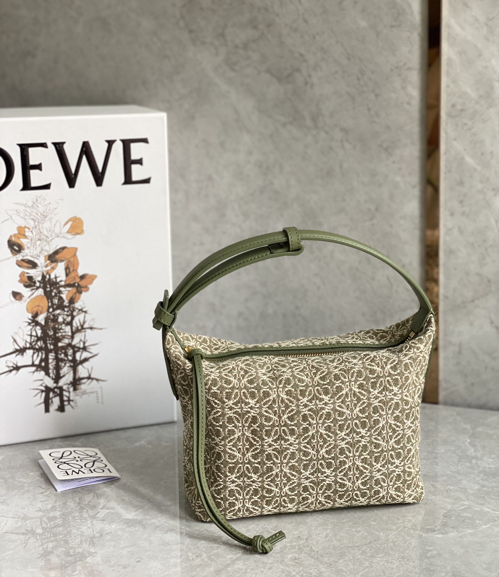 LOEWE cubi bento bag