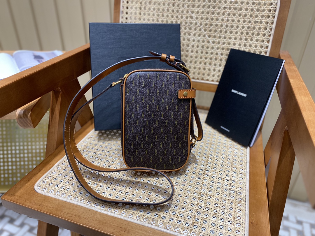 SAINT LAURENT ▪️𝗟𝗘 𝗠𝗢𝗡𝗢𝗚𝗥𝗔𝗠𝗠𝗘▪️685534original leather