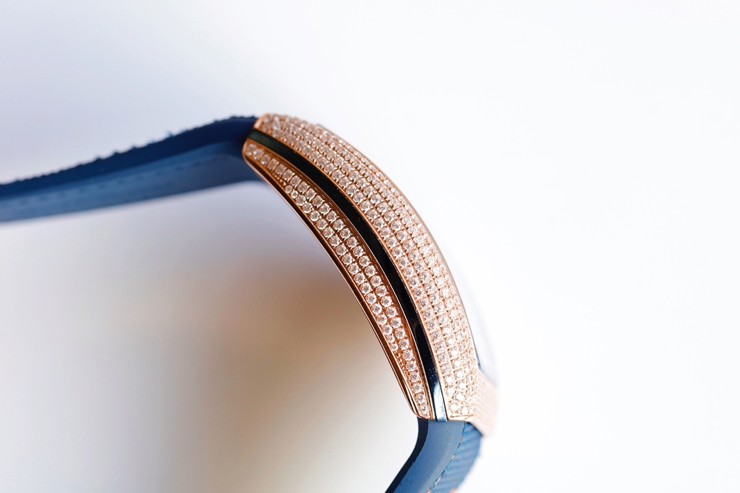 Frank - FM Vanguard Yachting V45 yacht series