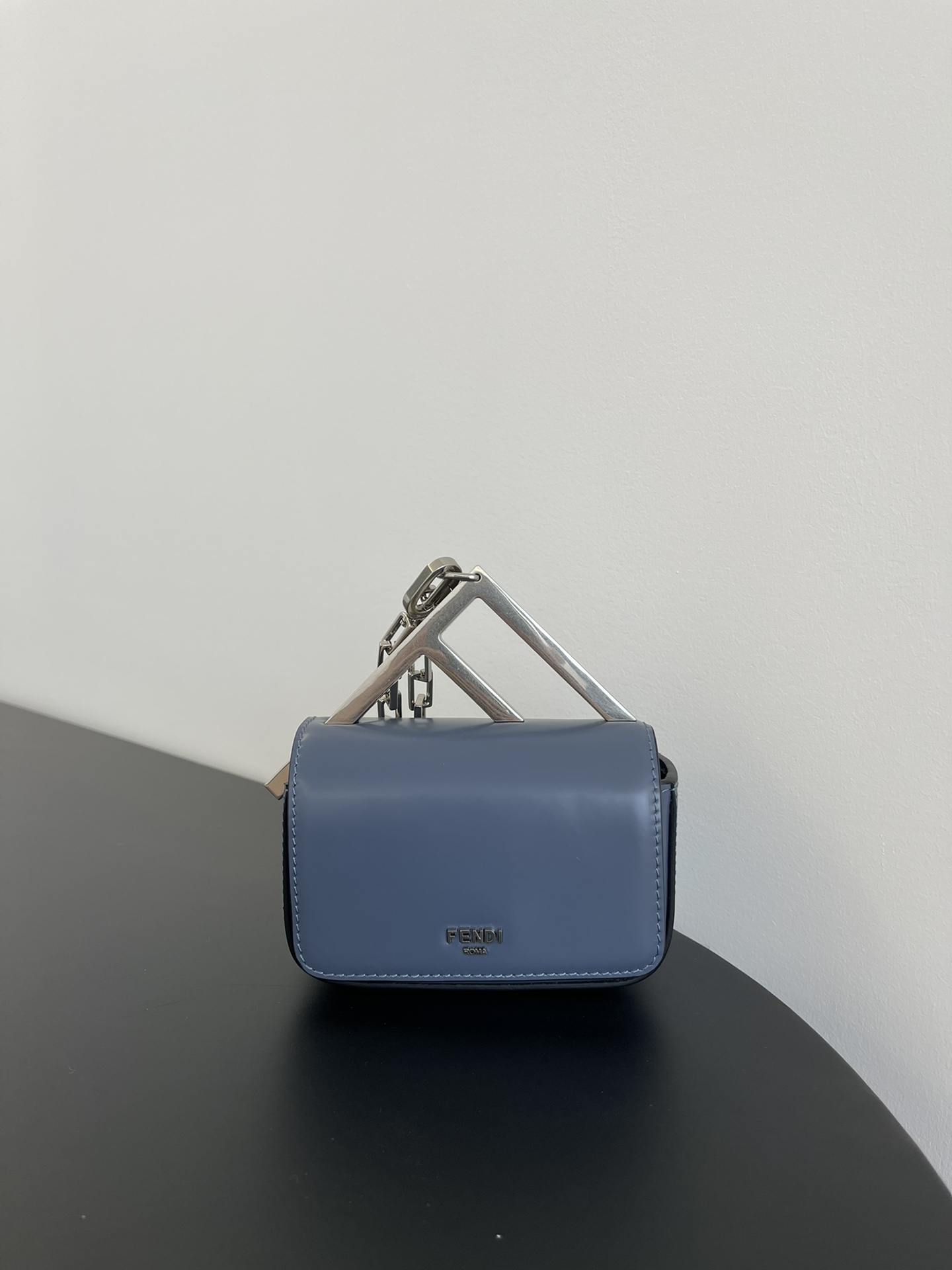 FEND1 First Sight Small Haze Blue