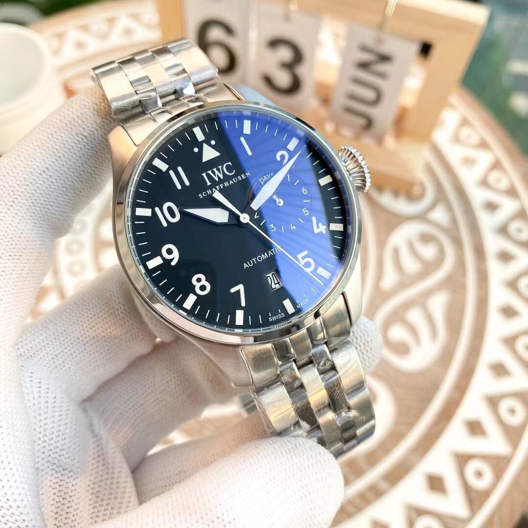 IWC- Vanguard - Men's Watch Mechanical Automatic Movement Mineralized Glass 316L Stainless Steel Case