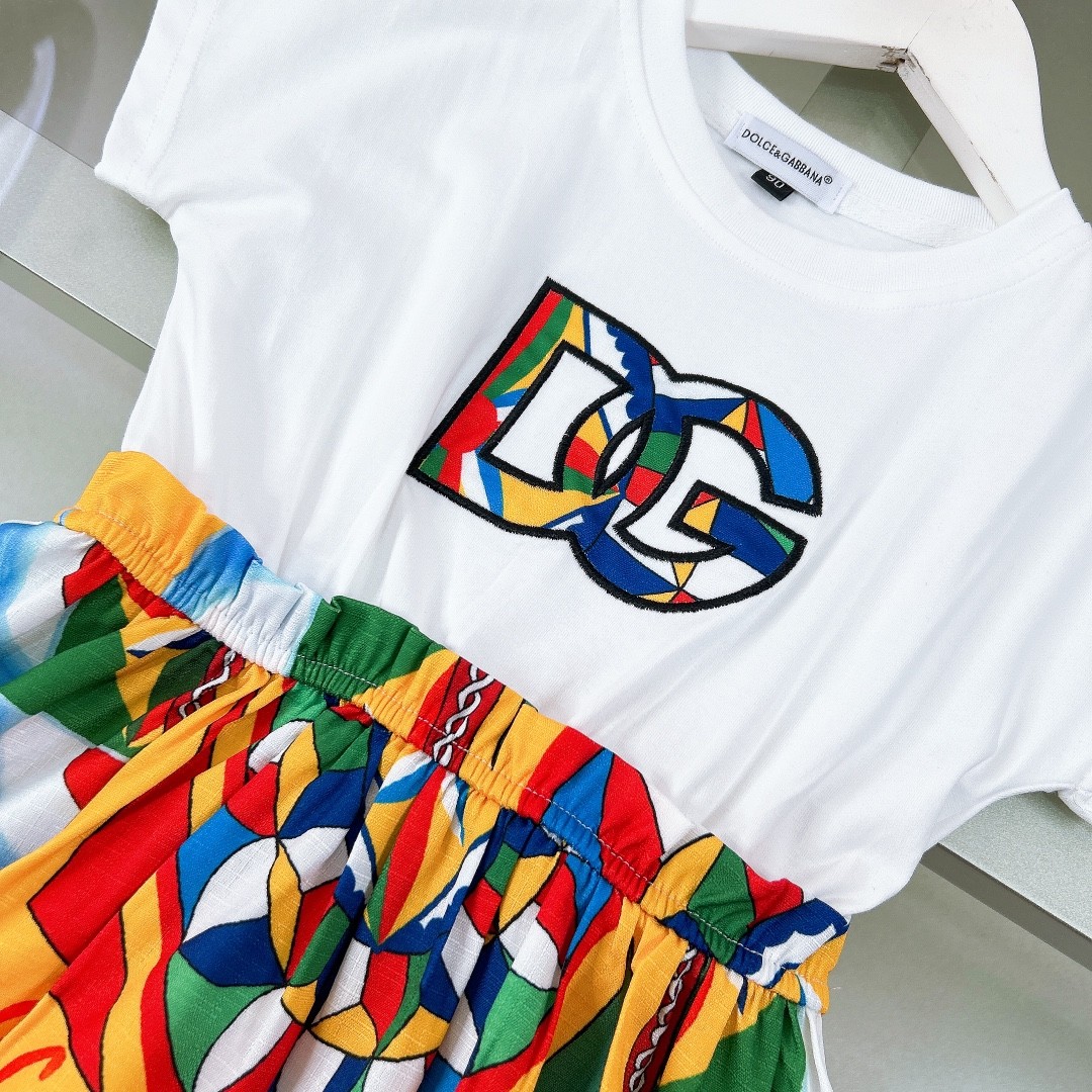 D&G spring and summer girls skirt suit