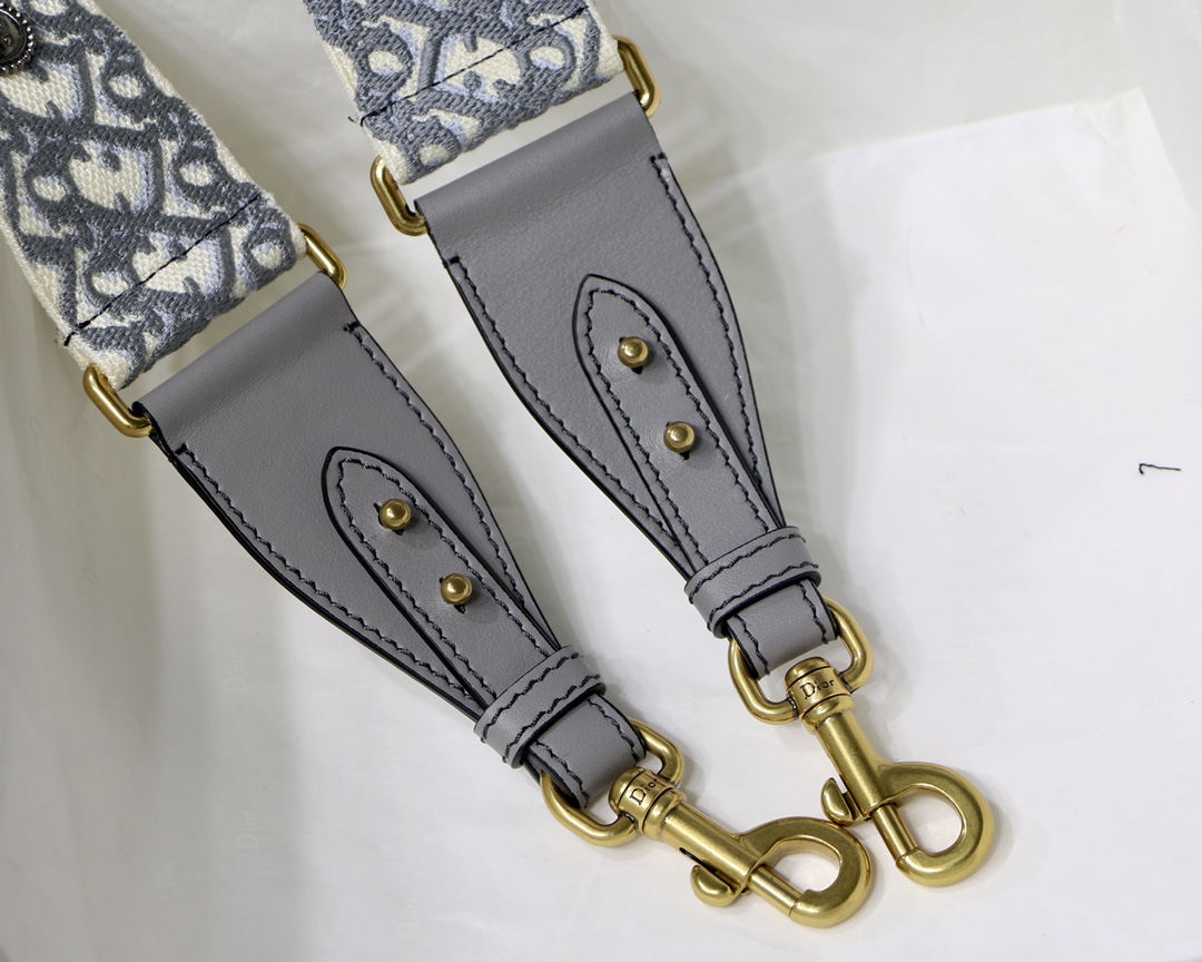 Dior personalized shoulder straps Imported custom solid brass fittings