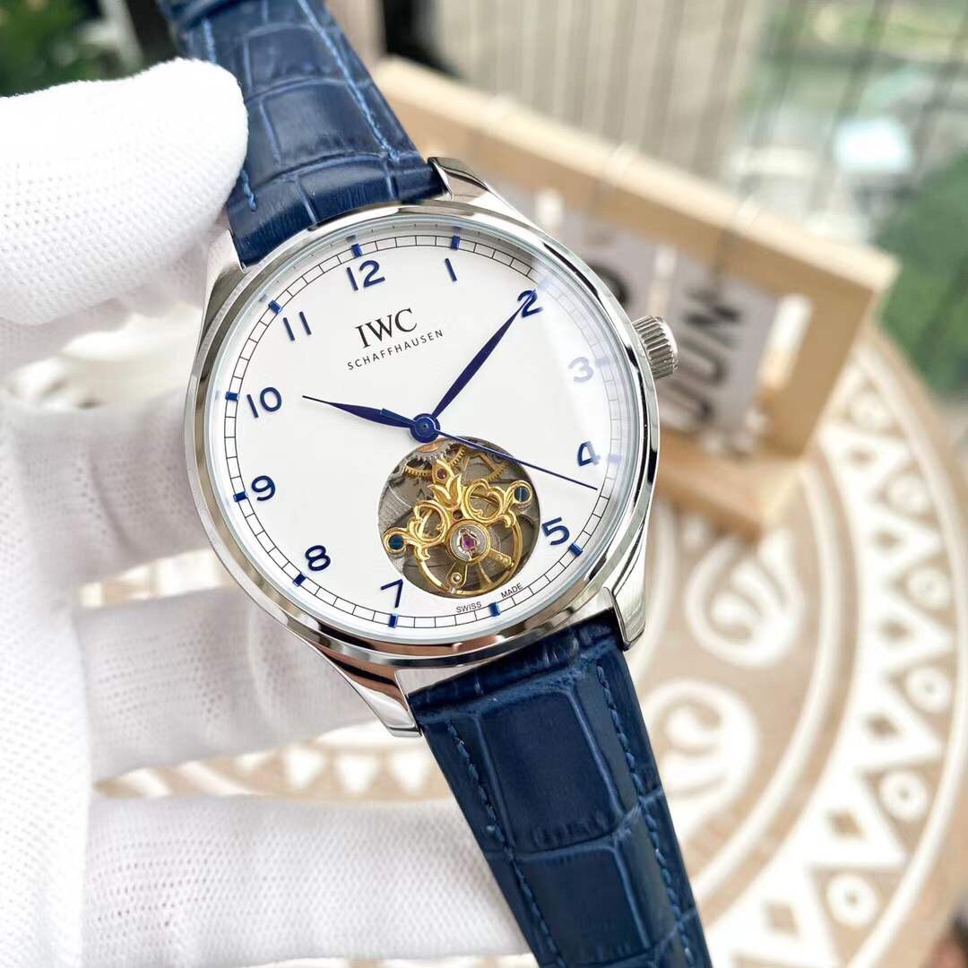 IWC- Fine men's watches Fully automatic mechanical movement, top 316 steel case and strap