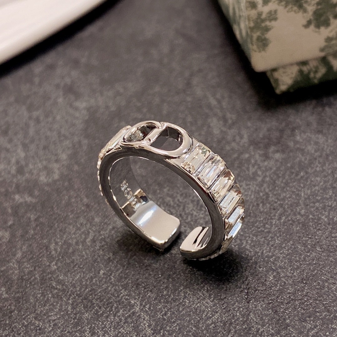 Dior ring