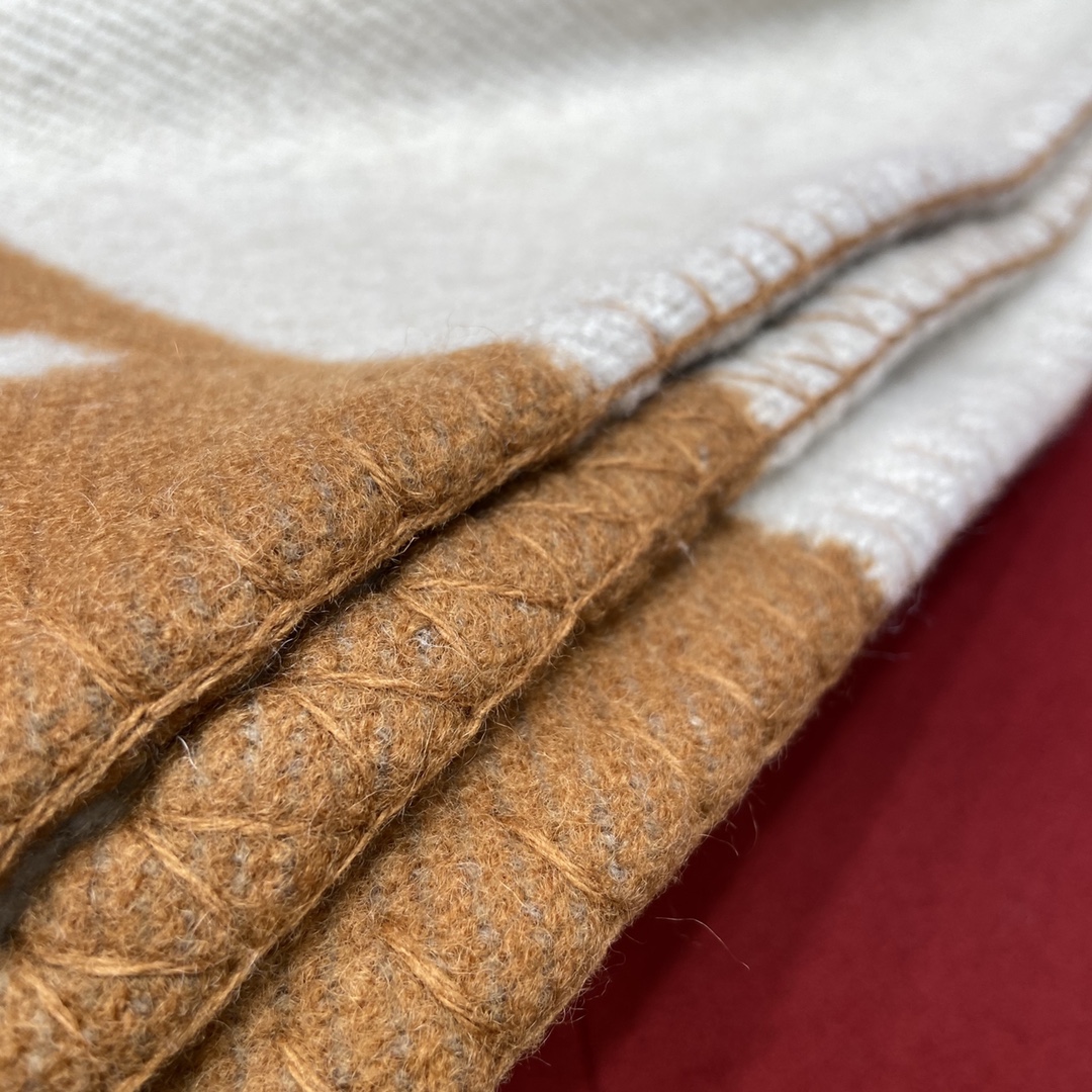 𝐇𝐞𝐫𝐦𝐞𝐬 • 𝟐𝟑𝐍𝐞𝐰【Beige】(%90 Merino Wool+10% Cashmere)