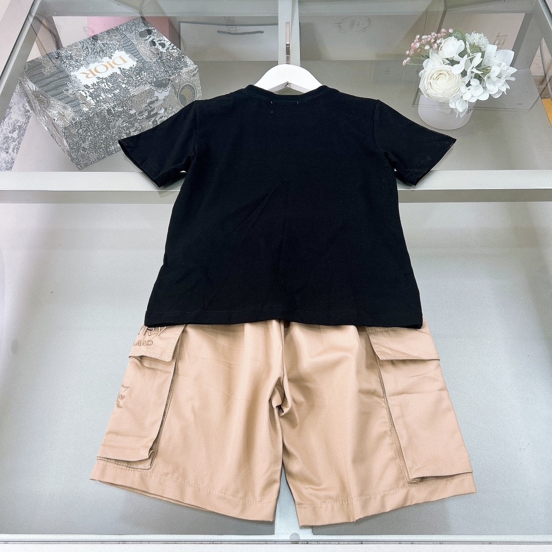 2024 Burberry Kids Suit