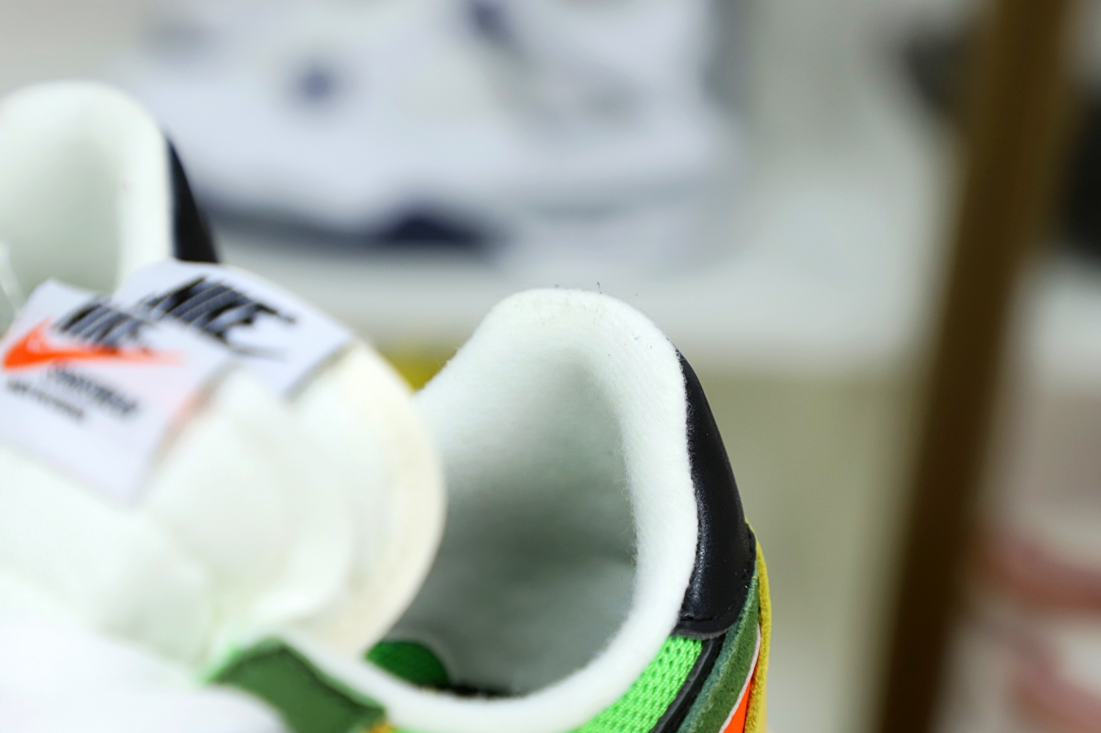 SACAI X LDWAFFLE GREEN GUSTO