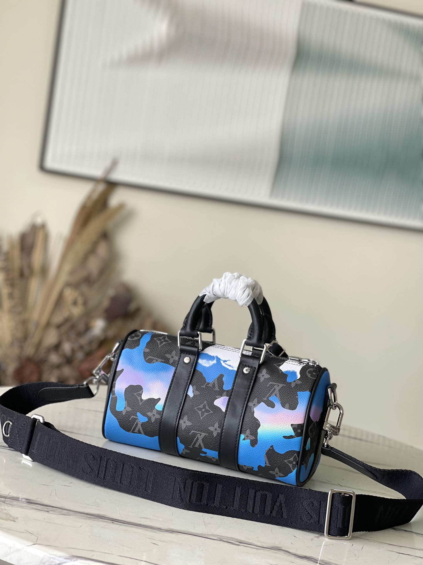 𝐋𝐎𝐔𝐈𝐒 𝐕𝐔𝐈𝐓𝐓𝐎𝐍    M21430