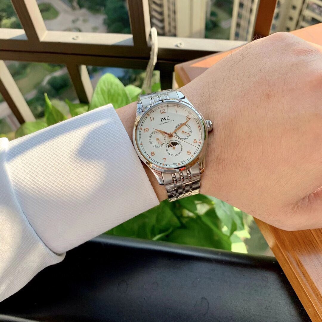 IWC- Portuguese Collection, Model:IW344202 Built-in automatic mechanical movement