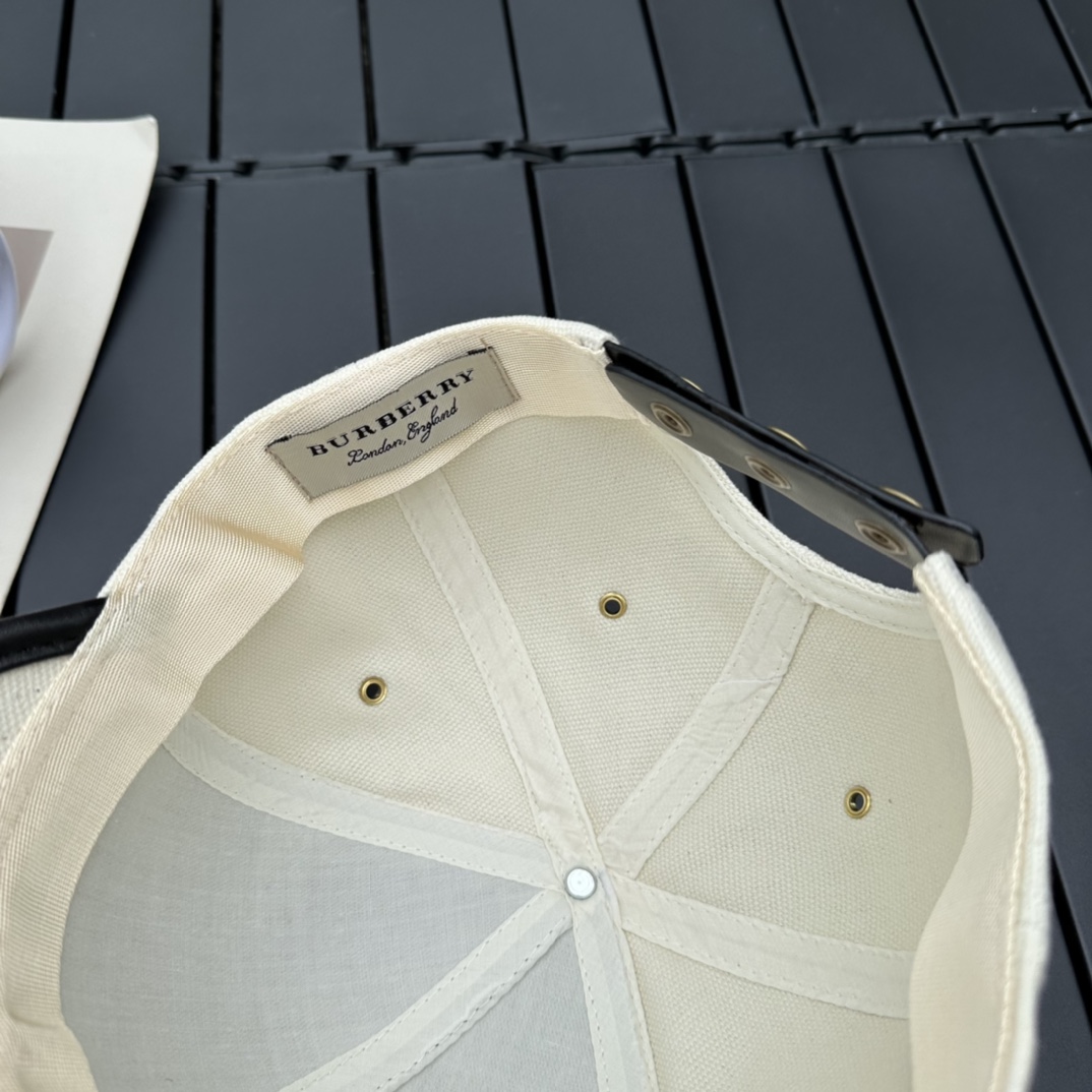 Burberry 2023 Baseball Cap