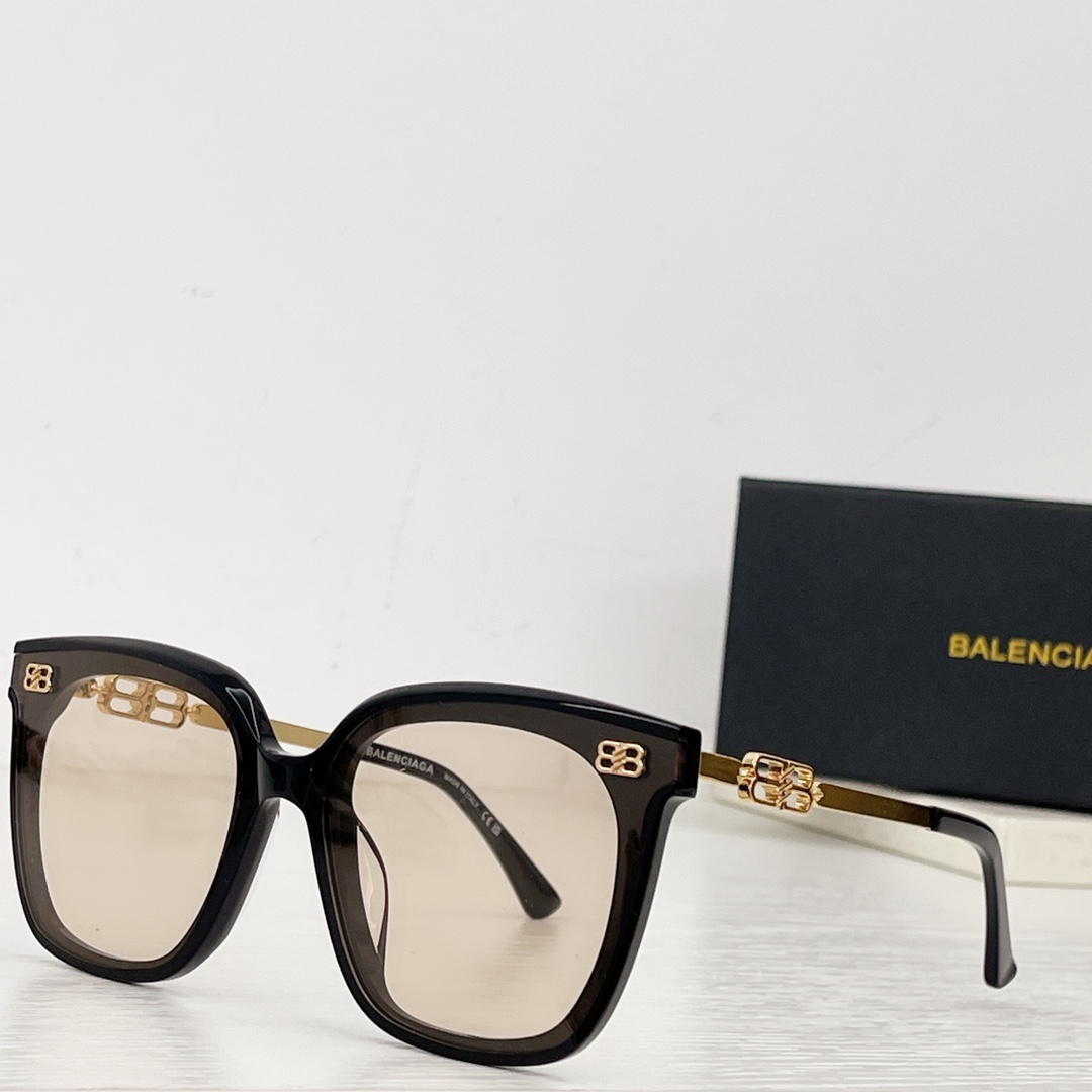 BALENCIAGE MODEL: BB0287S