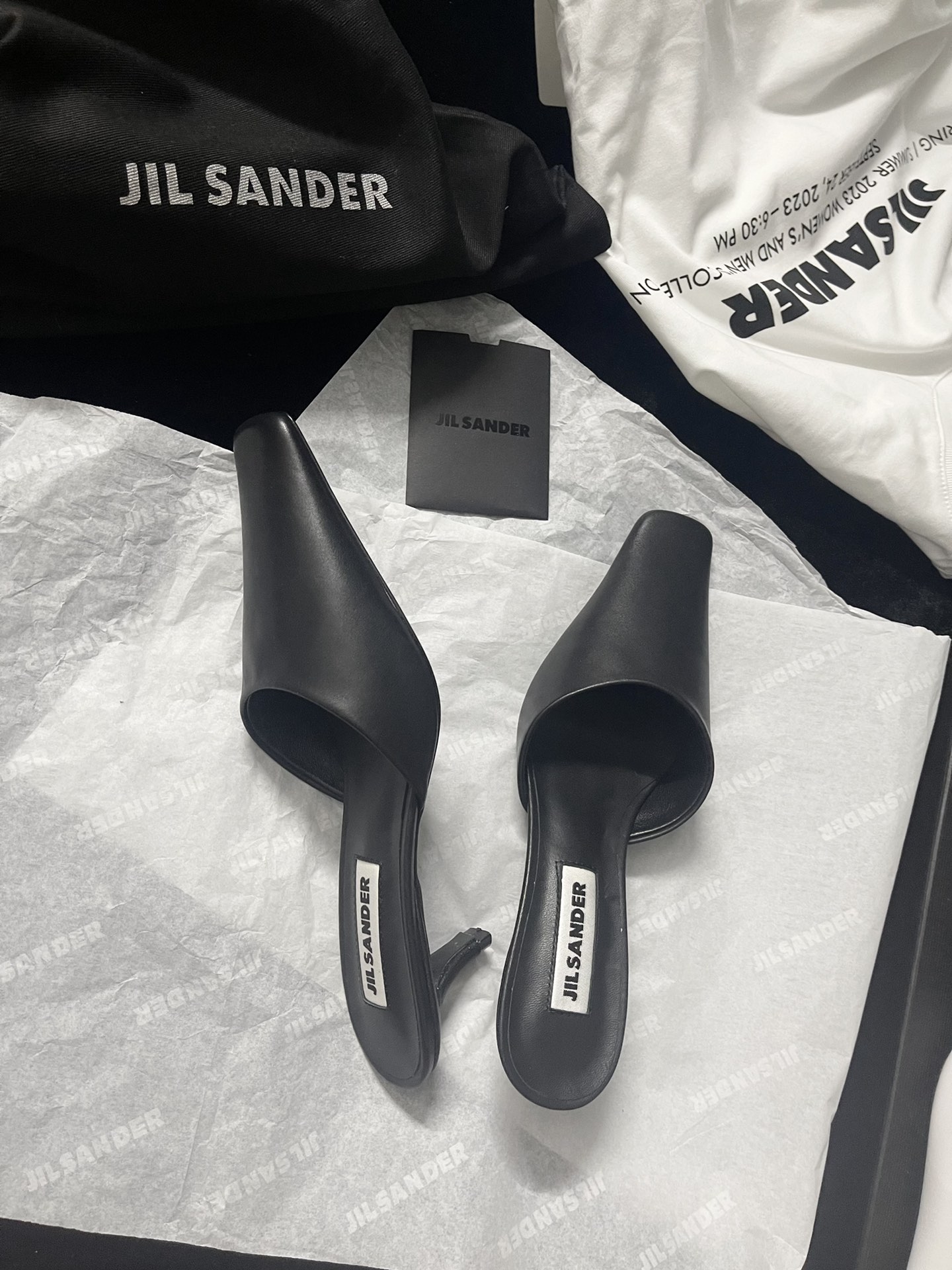 𝐉𝐢𝐥 𝐬𝐚𝐧𝐝𝐞𝐫｜𝟐𝟎𝟐𝟑/𝐒𝐒 𝐧𝐞𝐰 𝐀𝐖 fashionable slippers