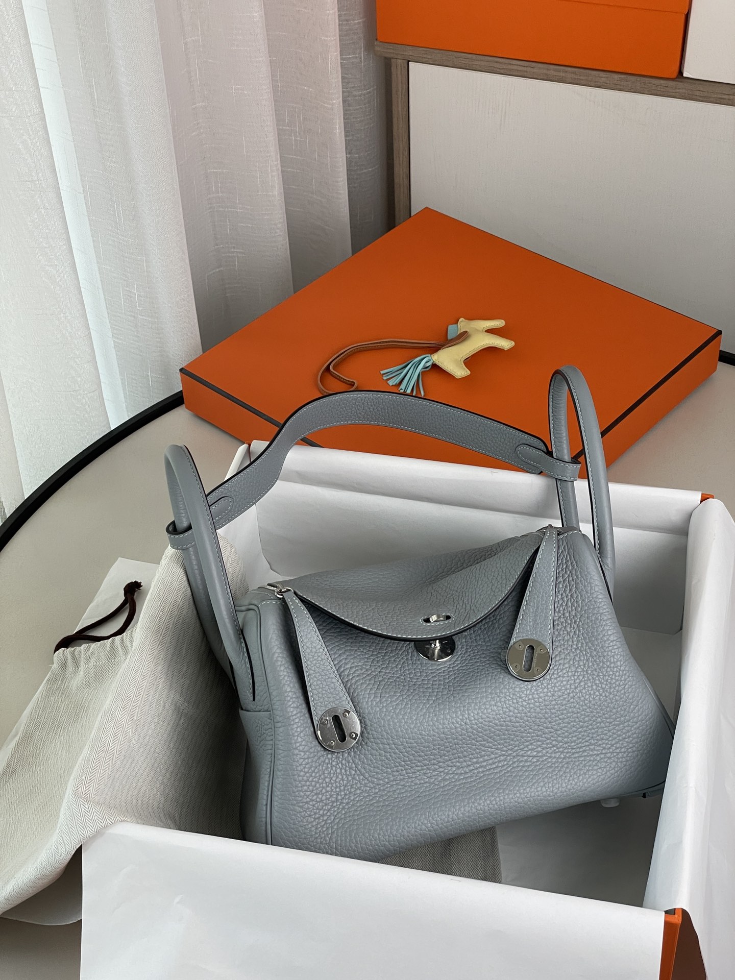 lindy26 linen blue clemence leather silver buckle