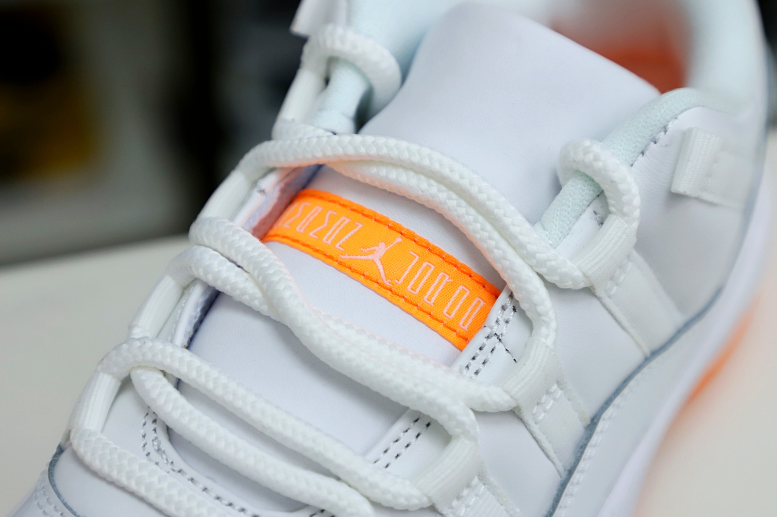 WMNS AIR JORDAN 11 RETRO LOW BRIGHT CITRUS