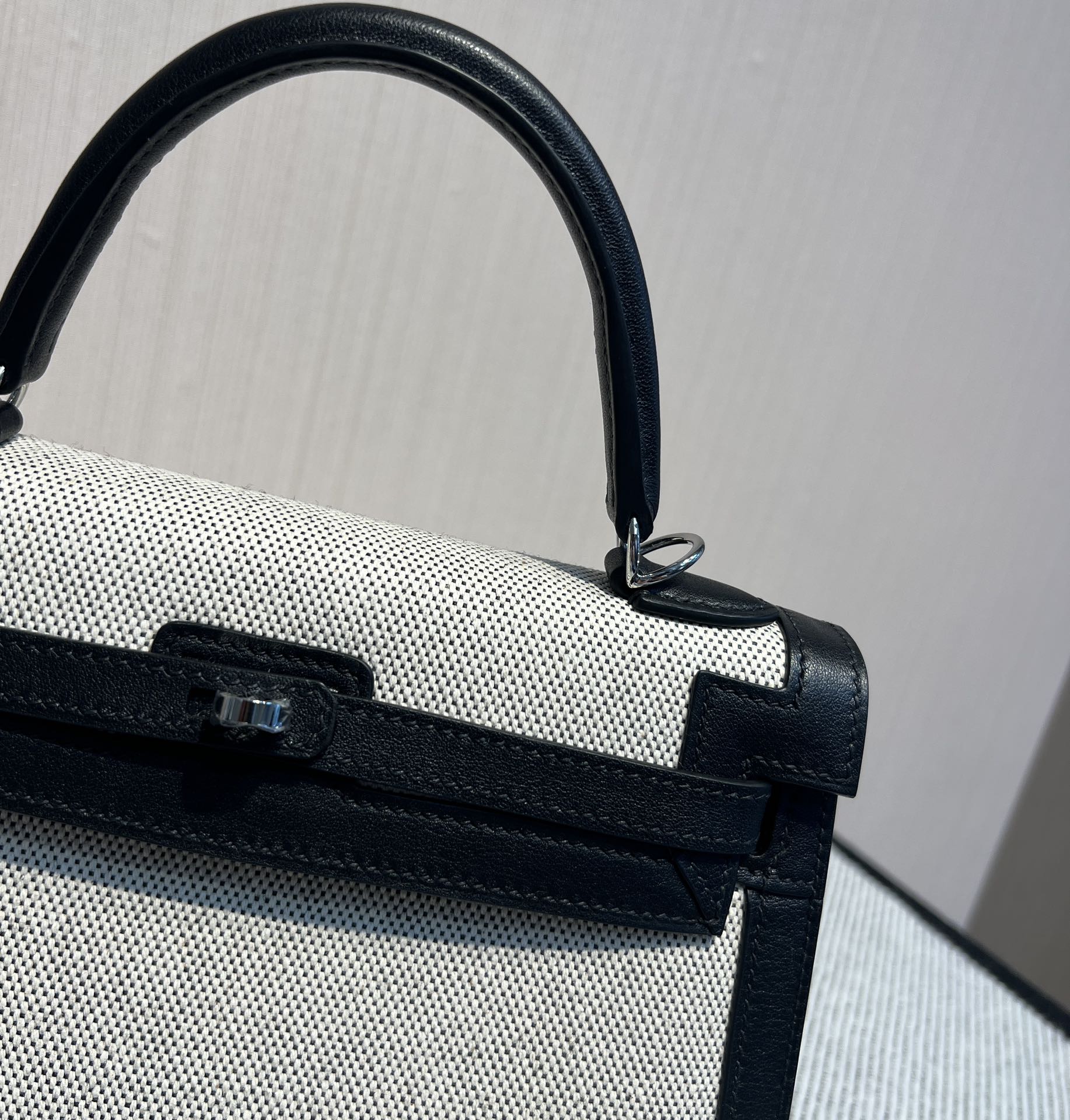 Kelly 25 canvas and swift leather second-hand bag